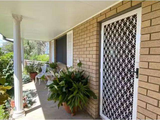 For Rent! 6 Trenayr Close, Junction Hill House for rent Liste.