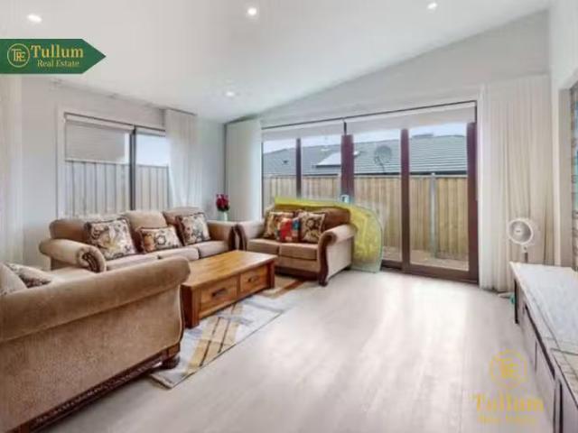 Nice 6 Valegro Lane, Cranbourne South VIC 3977