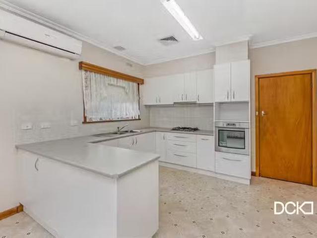For Rent! 6 Walls Street, Eaglehawk, VIC 3556