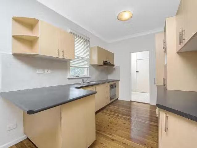 Nice 6 Warwick Road, Dundas Valley, NSW 2117