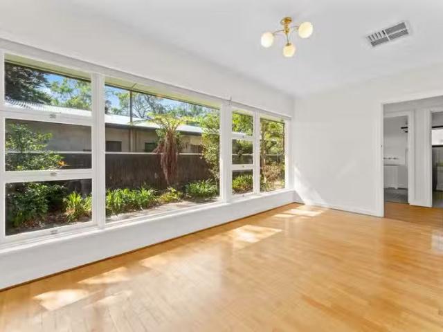 Rental! 6 Warren Street, BURNSIDE, SA 5066 House for Rent