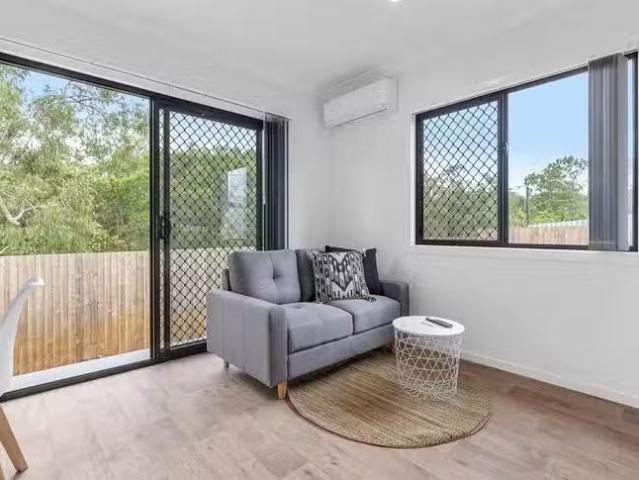 Cheap 6 Wau Road, Darra, QLD 4076