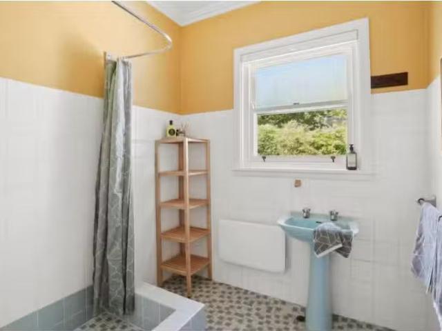 New 6 Booroondara Street, REID House for rent Listed by Sarah.
