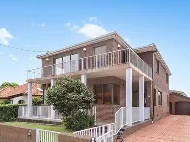 Cheap 6 BR 39 Mcmillan Avenue, Sandringham, NSW 2219