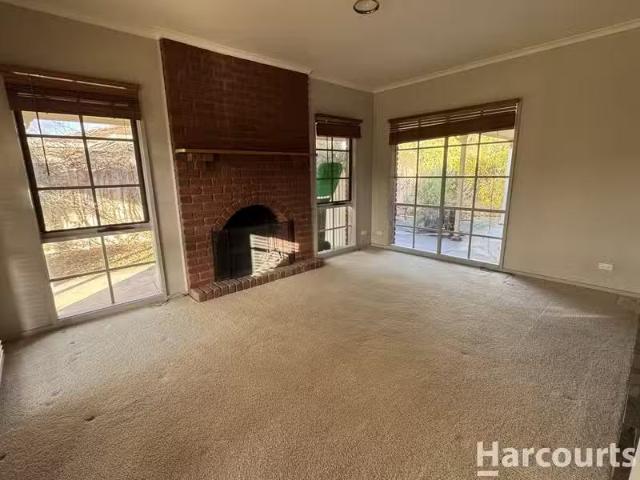 Cheap 6 Brierwood Court, HORSHAM, VIC 3400 House for Rent