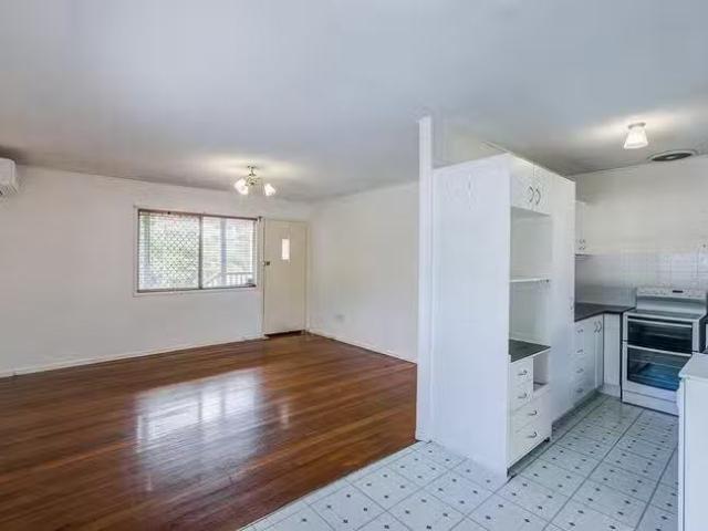 For Rent! 6 Kurrajong Street, Woodridge, QLD 4114