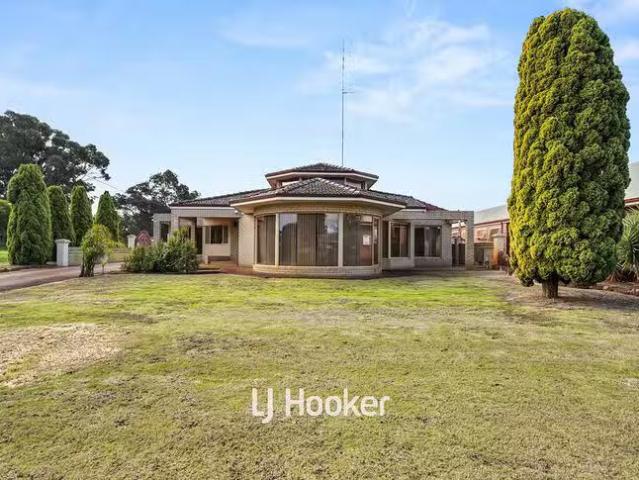 Deal! 6 Nenke Way, Glen Iris, WA 6230