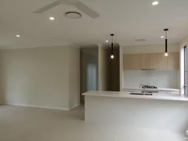 Deal! 6 Raptor Street, Rochedale, QLD 4123