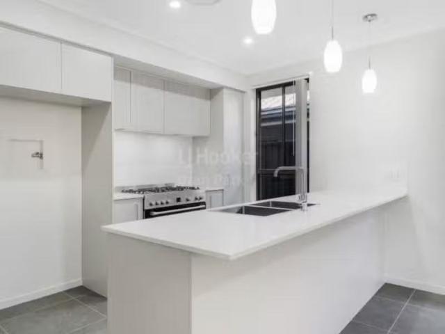 For Rent! 6A Fleece Loop, ORAN PARK House for rent Listed by.
