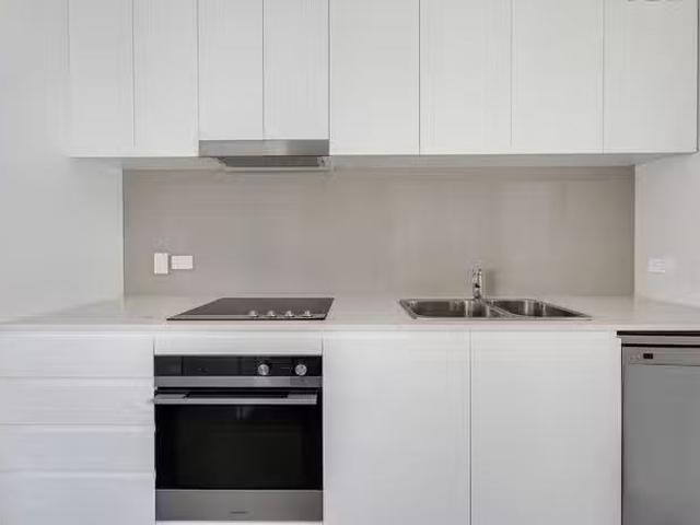 Deal! 705/21 Steel Street, Newcastle West, NSW 2302