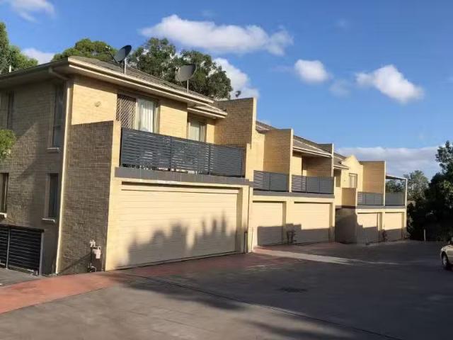 For Rent! 7/17 Graham Crescent, Baulkham Hills Townhouse for r.