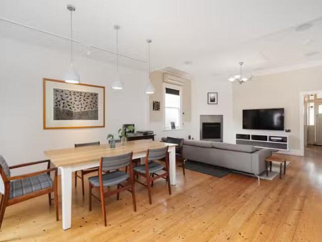 Rental! 71 Chirnside Street, Kingsville VIC 3012