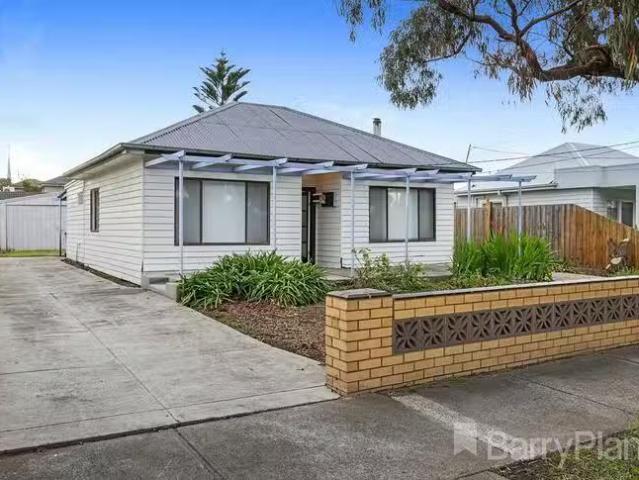 New 72 Mclaughlin Street, Ardeer, VIC 3022