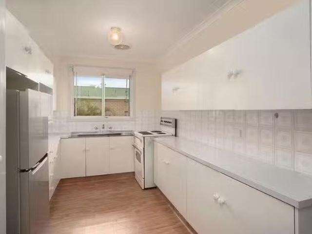 Unique 7/31 Frank Street, Labrador, QLD 4215