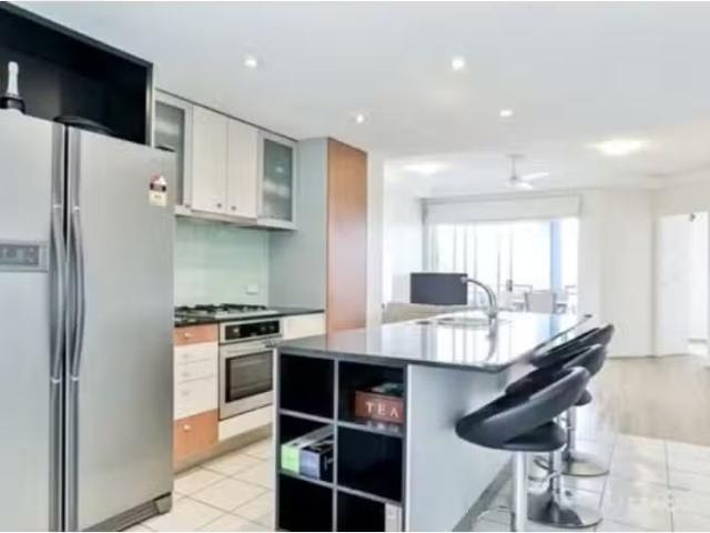 Cozy 7/451 Gregory Terrace, SPRING HILL Apartment for rent Li.