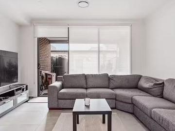 Nice 75 Elara Boulevard, MARSDEN PARK, NSW 2765 House for Rent