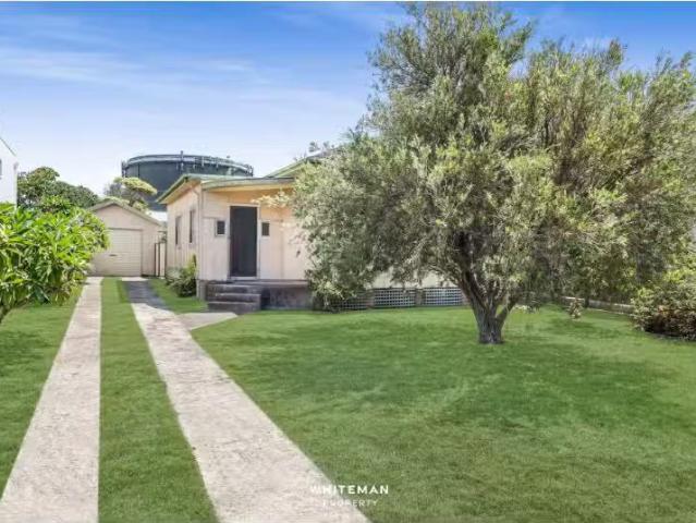 Unique 75 Eloora Road, Long Jetty House for rent Listed by La.