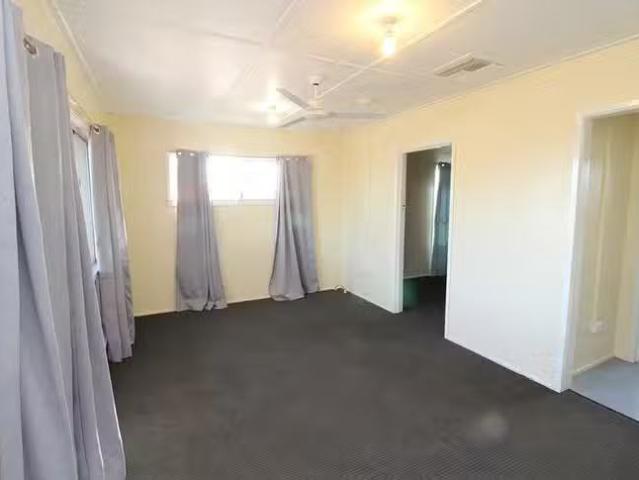 Rental! 76A Trainor Street, Townview, QLD 4825