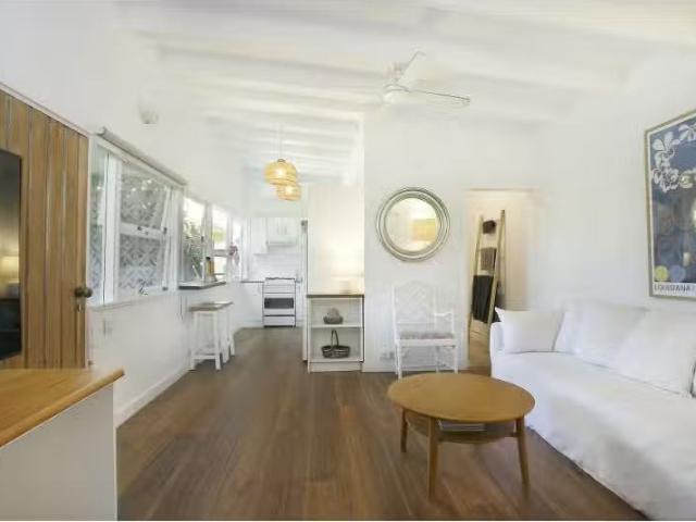 Nice 771A Barrenjoey Road, Avalon Beach Townhouse for rent Li.