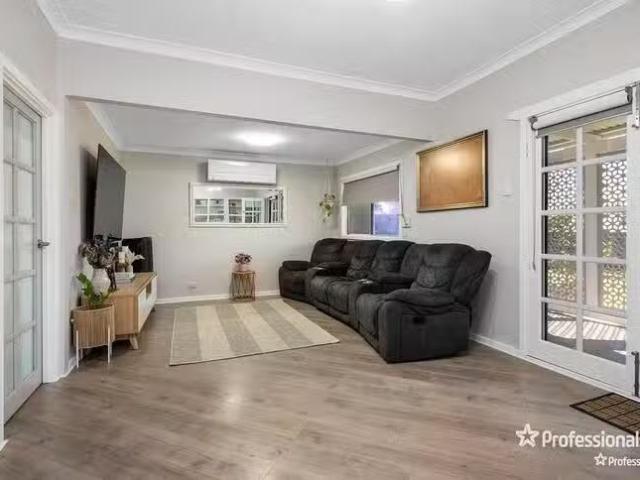 Cheap 77 Roberts Street, South Kalgoorlie, WA 6430