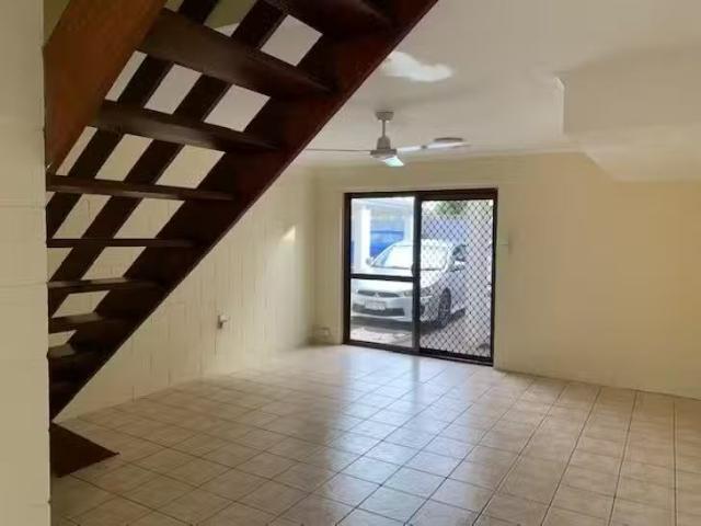 Deal! 7/7 Rigg Street, Woree, QLD 4868