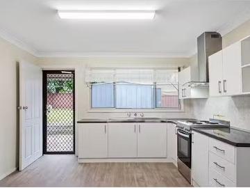 Brightwaters, Awaba - Garden, Parking