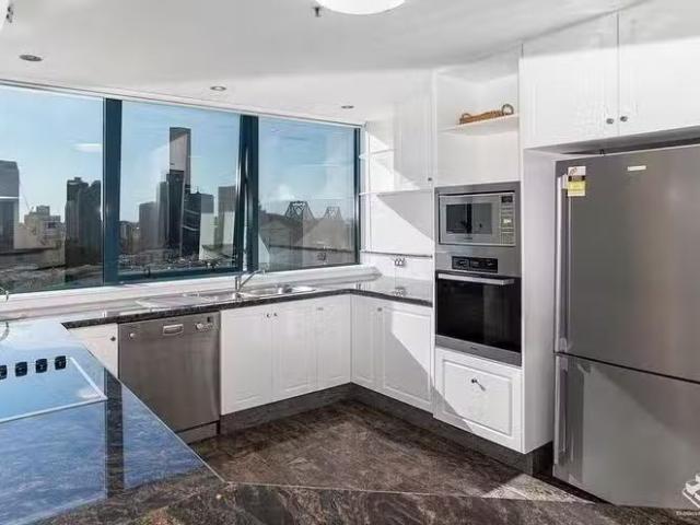 Deal! 79/2 Goodwin Street, Kangaroo Point, QLD 4169