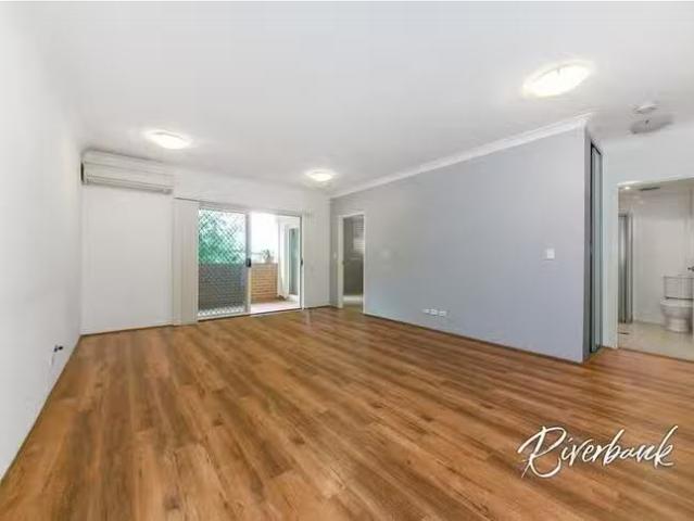 Charming 8/12 14 Benedict Court, Holroyd, NSW 2142