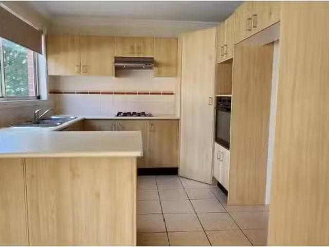 Cheap 8/130 Howick Street, Bathurst Apartment for rent Listed.
