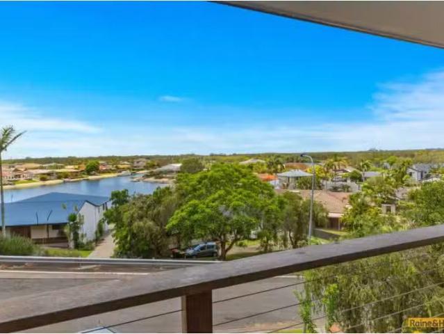 New 81 Old Ferry Road, Banora Point House for rent Listed by.