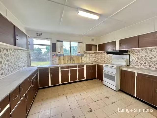 Nice 81 Paull St, Mount Druitt House for rent Listed by Gokha.