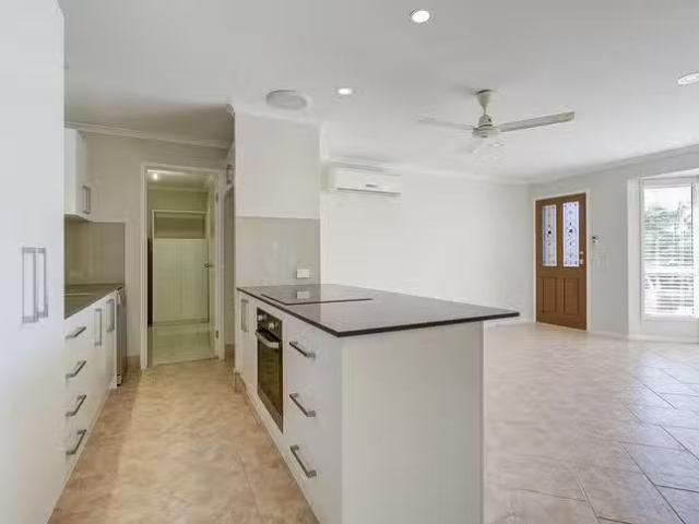 Rental! 8/25 Mcmillan Street, Labrador, QLD 4215