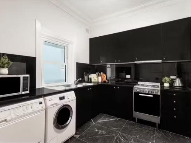 Unique 8/272 Campbell Parade, BONDI BEACH Apartment for rent.