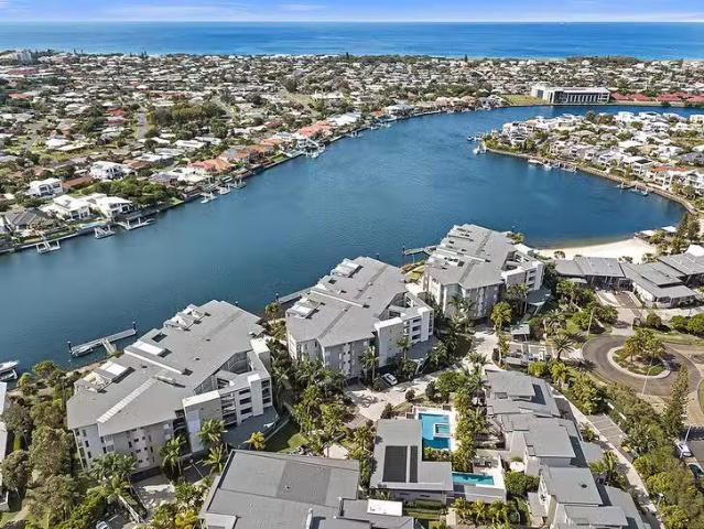 Cheap 84/7 Grand Parade, Parrearra, QLD 4575