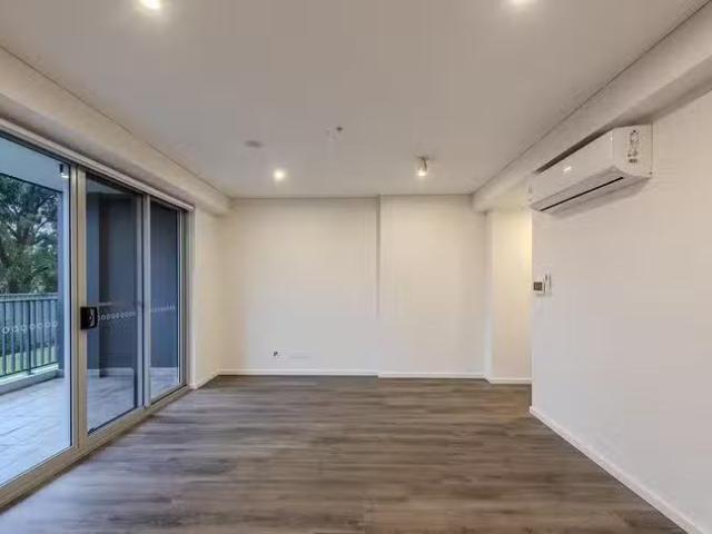 Cozy 8/47 Preston Street, Jamisontown, NSW 2750