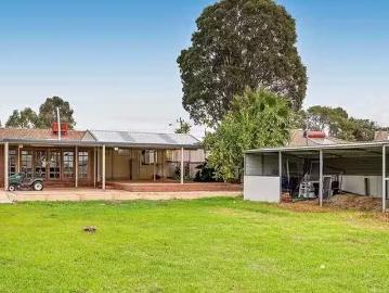 Unique 841 Armadale Road, Forrestdale, WA 6112