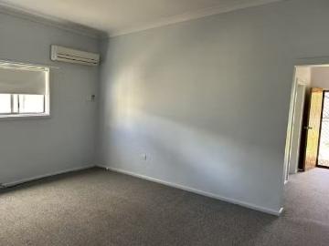 Deal! 85 Court Street, MANILLA House for rent Listed by Lisa.