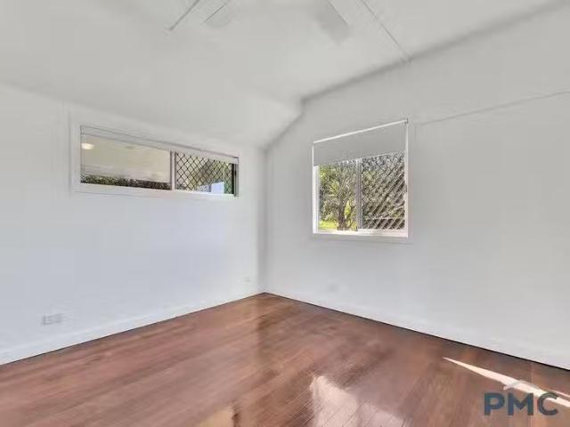 Just in! 85 Fegen Drive, Moorooka, QLD 4105