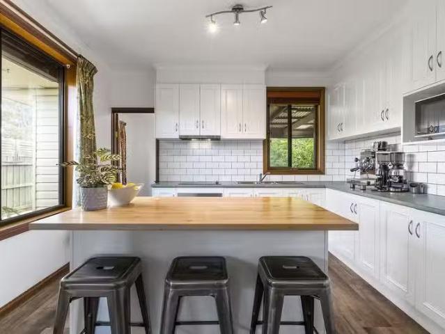 New 86 Bellbird Avenue, Norlane, VIC 3214 House for Rent