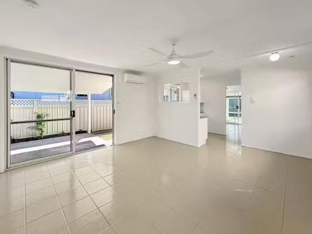Rental! 87 Nothling Street, Moffat Beach, QLD 4551