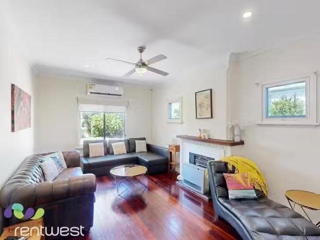 Rental! 87A Hubert Street, East Victoria Park, WA 6101