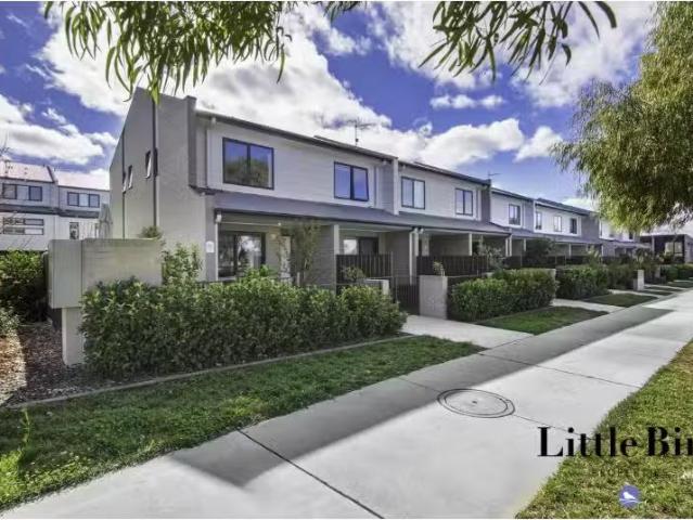 Just in! 89 Sutherland Crescent, Taylor Townhouse for rent Li.
