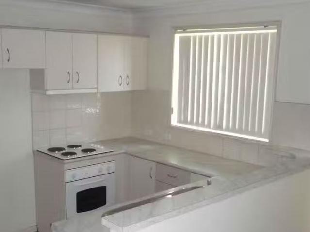 Deal! 8 / 34 Eveleigh Court, Scone, NSW 2337