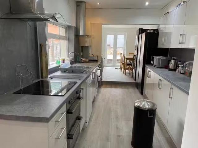 Nice 8 BA 8 bedroom house for rent in Tiverton Road, B29