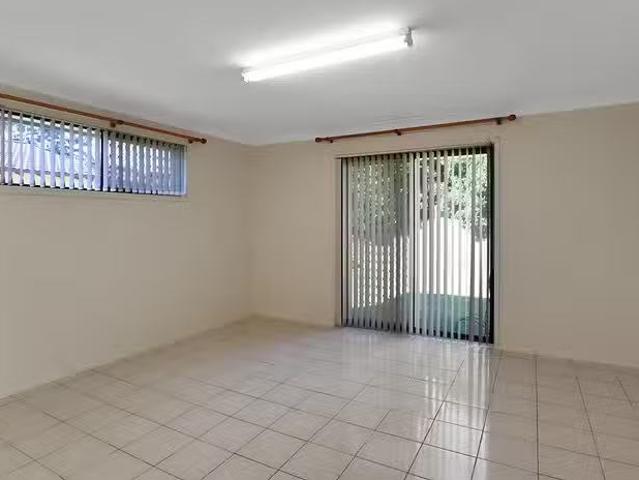 Deal! 8 Karuah Avenue, Coffs Harbour, NSW 2450
