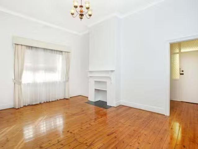 Just in! 8 Somerset Avenue, Hilton, SA 5033