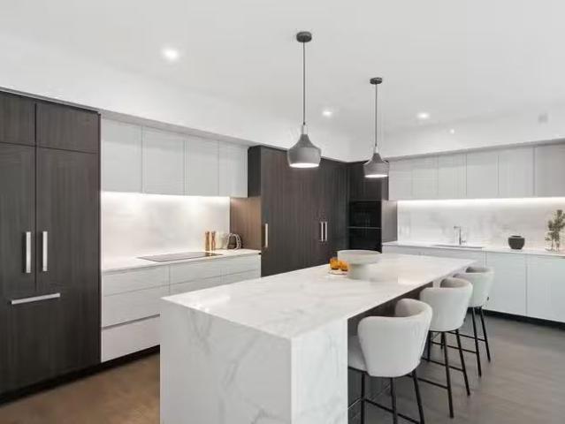 Deal! 902/3 Kintail Road, Applecross, WA 6153