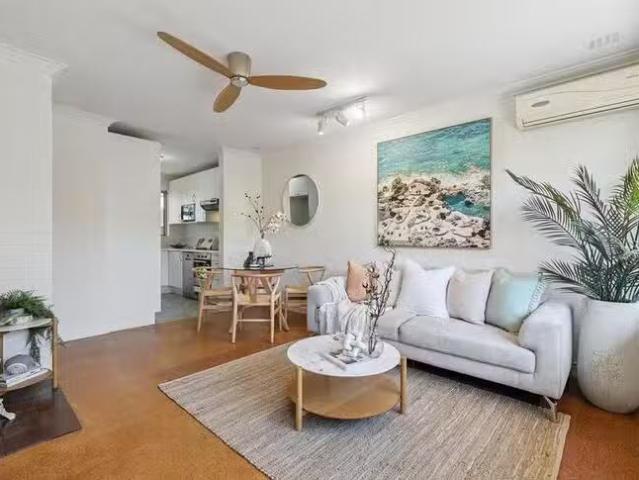 For Rent! 9/36 Ewen Street, Scarborough, WA 6019