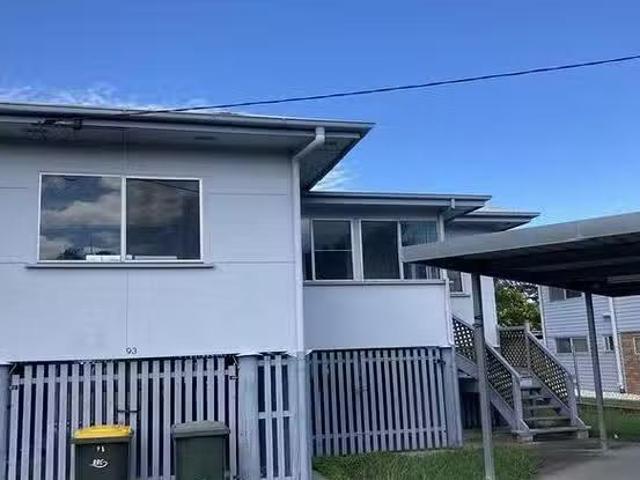 Unique 93 Alexandra Street, Park Avenue, QLD 4701
