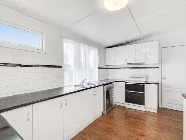 For Rent! 93 Stephen Street, Harristown, QLD 4350